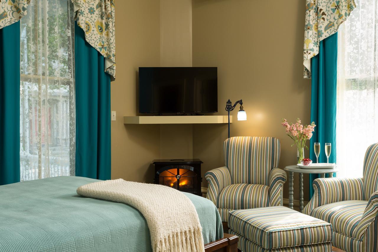 Talbot House 4*